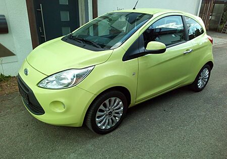 Ford Ka Titanium 1 Hand TÜV Neu