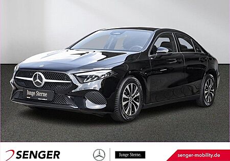 Mercedes-Benz A 180 Limousine Rückfahrkamera Sitzheizung LED