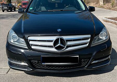 Mercedes-Benz C 220 CDI 4MATIC T AVANTGARDE Autom. AVANTGARDE