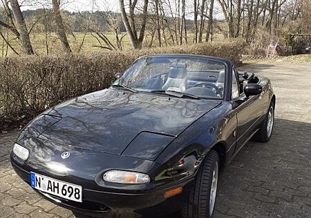 Mazda MX-5 1.6 - neues Dach - Leder - Historie