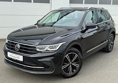 VW Tiguan Volkswagen 2.0 TDI DSG LIFE 4Motion ACC/IQ Light/AHK