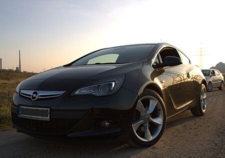 Opel Astra GTC 1.6 Turbo ECOTEC INNOVATION INNOVATION