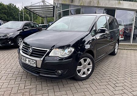 VW Touran Volkswagen Xenon Klima SHZ PDC Tüv neu