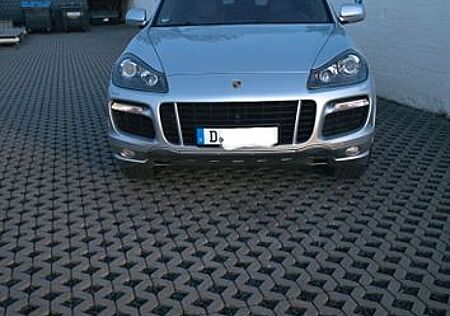 Porsche Cayenne GTS Design Edition 3 ...