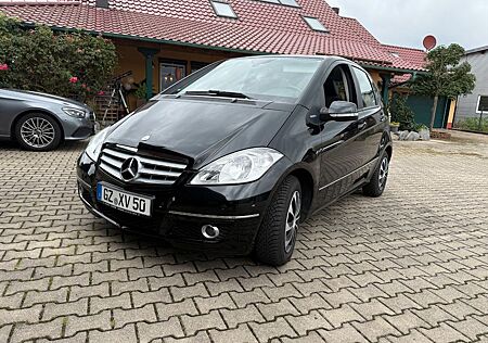 Mercedes-Benz A 180 AVANTGARDE BlueEFFICIENCY AVANTGARDE