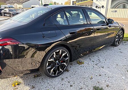 BMW 520 i M Sport, Panorama,Carbon,voll