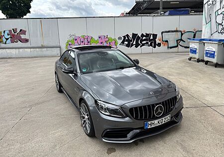 Mercedes-Benz C 63 AMG C 63S/MB-GARANTIE/SERVICEBNEU/PERF.aga/voll/Pano