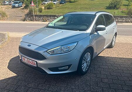 Ford Focus Turnier *TÜV NEU