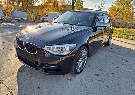 BMW M135i xDrive 5-trg 320PS - M Shadow Line