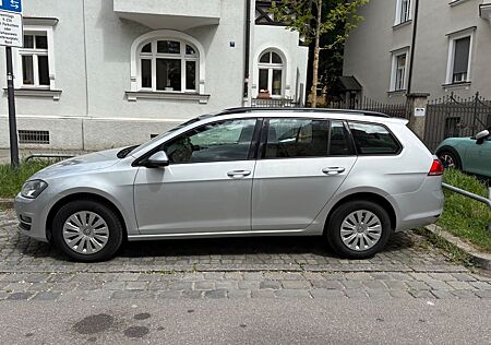 VW Golf Volkswagen 1.6 TDI Variant, DSG, AHK, AC, TÜV NEU