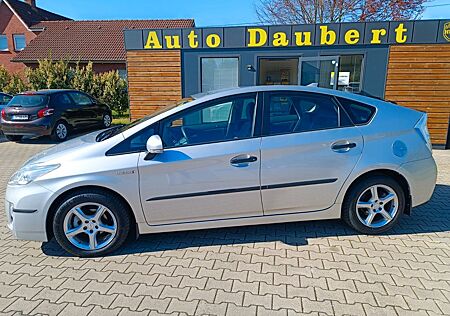 Toyota Prius 1,8H+Navi+Head Up+Tempomat+Klima+Garantie