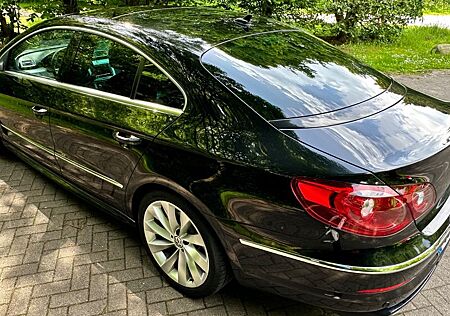 Volkswagen Passat CC 2.0 TDI 170PS DSG Diesel DCC R-Line !