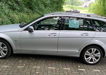 Mercedes-Benz C 180 K T BlueEFFICIENCY AVANTGARDE