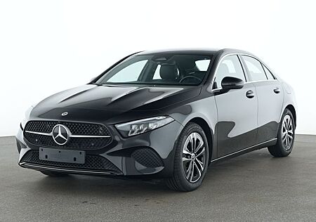 Mercedes-Benz A 180 Limousine Progressive LED+Kamera+WinterPak