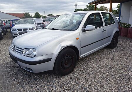 VW Golf Volkswagen 1.6 Automatik