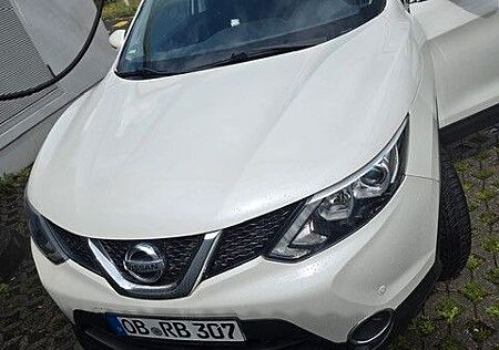 Nissan Qashqai 1.2 nur 88000 KM gelaufen