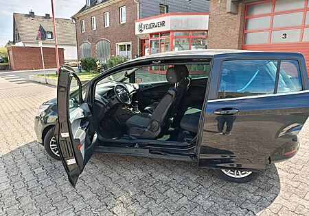 Ford B-Max 1,0 EcoBoost 74kW S/S Titanium Titanium