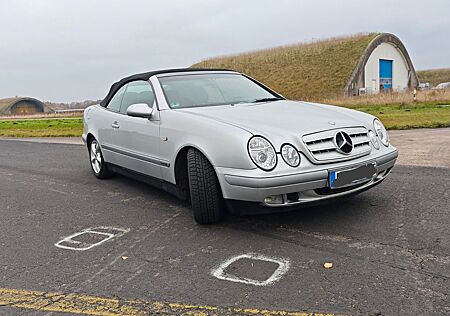 Mercedes-Benz CLK 200 ELEGANCE Cabrio