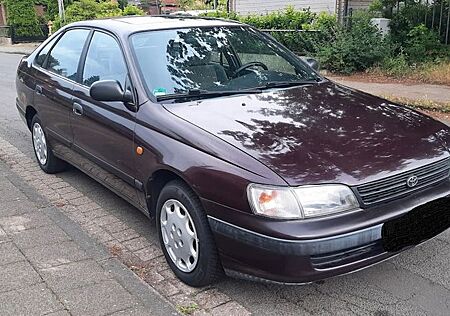 Toyota Carina E 1.6 1 Hand 118 tkm TÜV neu