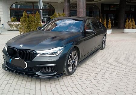 BMW M760Li xDrive V12 .705Ps.Manufaktur.