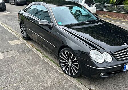 Mercedes-Benz CLK 240 AVANTGARDE Avantgarde