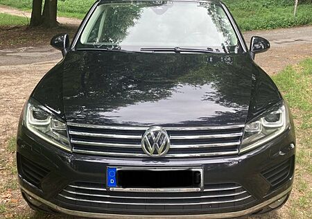VW Touareg Volkswagen 3.0 V6 TDI SCR Tiptronic Executive E...