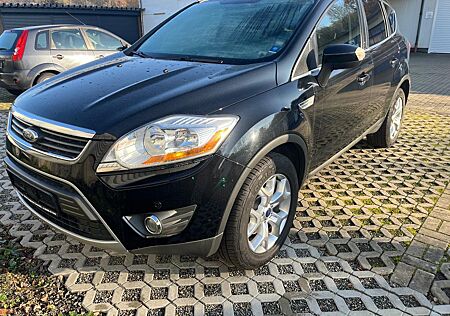 Ford Kuga 2,0TDCi 2x4 103kW Champions Edition Cha...