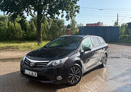 Toyota Avensis Combi 2,2-l-D-4D Comfort Comfort