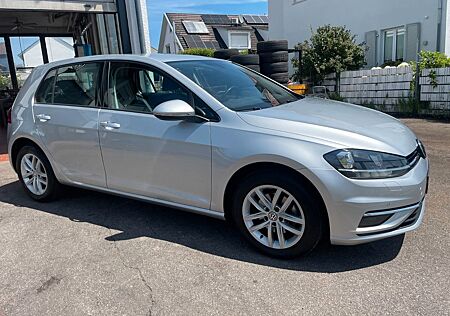 VW Golf Volkswagen VII Lim. Com./BMT/NAVI/Sitzhzg./2.Hd