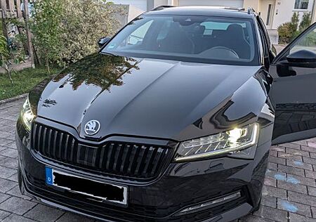 Skoda Superb 2.0 TSI 140kW DSG SPORTLINE COMBI SPO...