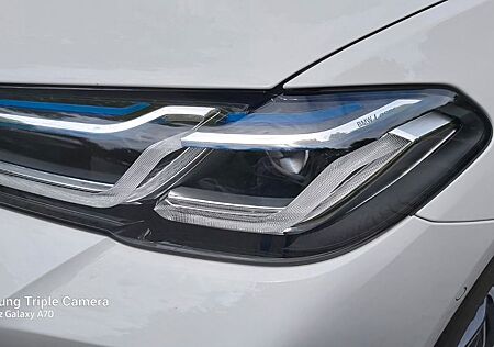 BMW 520d xDrive Touring A nur 18100km Laser M sport
