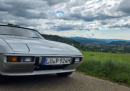 Porsche 924