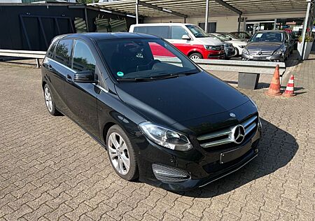 Mercedes-Benz B 180 Urban Navi Leder nur 76000 km Insp/Tüv neu