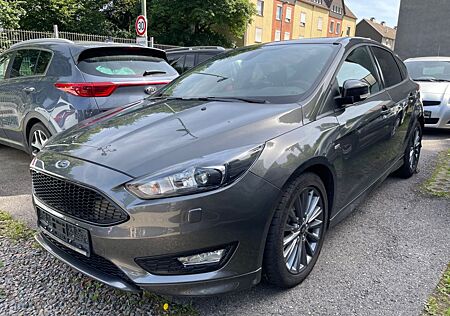 Ford Focus 1.5 ST-Line Klima Navi Xenon Schiebed. Alu