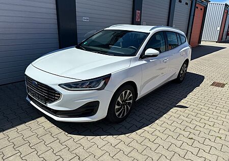 Ford Focus 1,5 88kW Titanium NAVI LED SHZ KAMERA