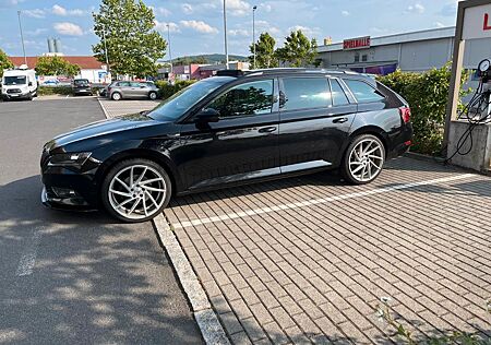 Skoda Superb 2.0 TDI DSG SportLine Combi Pano AHK 20"