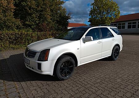 Cadillac SRX 4.6 V8 4WD Kombi mit LPG Gas, AHK, Panorama