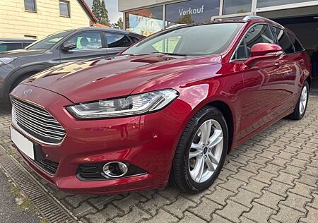 Ford Mondeo Turnier Titanium Automatik SHZ NAVI PANO
