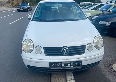 VW Polo Volkswagen 1.4 FSI Basis
