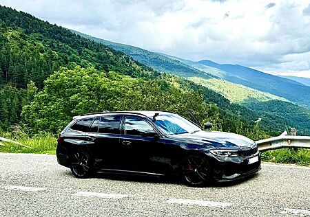 BMW 340 M340i Touring - M Performance, fully loaded.