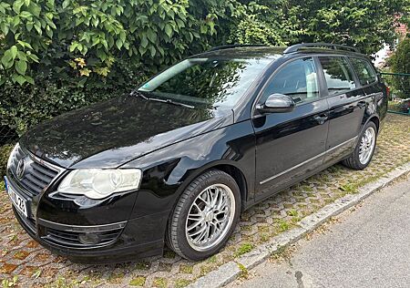 VW Passat Variant Volkswagen 2.0 TDI Individual Variant In...