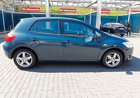 Toyota Auris 1.6