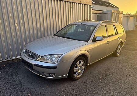 Ford Mondeo gebraucht kaufen Ford Mondeo 1.8 92 kW Ghia Ghia
