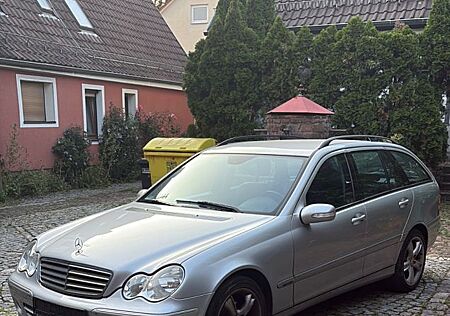 Mercedes-Benz C 200 KOMPRESSOR AVANTGARDE