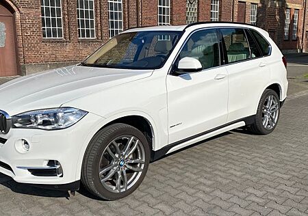 BMW X5 xDrive 3.0d -Top Ausstattung ! Viele Extras