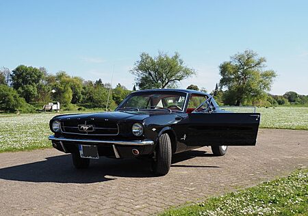 Ford Mustang Coupe 1965 _ 289 V8 _ Schaltgetriebe