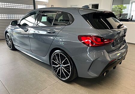 BMW 118 i M Sport / Head-Up / Harman-Kardon