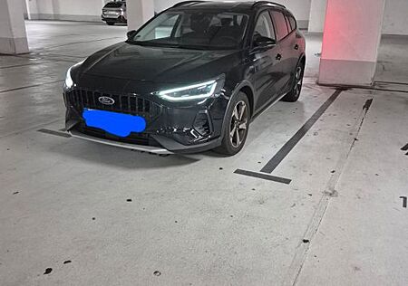 Ford Focus 1,0 EcoBoost Hybr. 114kW Active X Tur ...