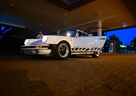 Porsche 930 turbo - Top Zustand