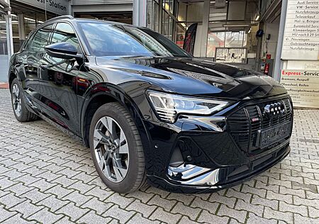 Audi e-tron gebraucht kaufen Audi e-tron 55 quattro S line -innen+außen-B&O-Luftf.